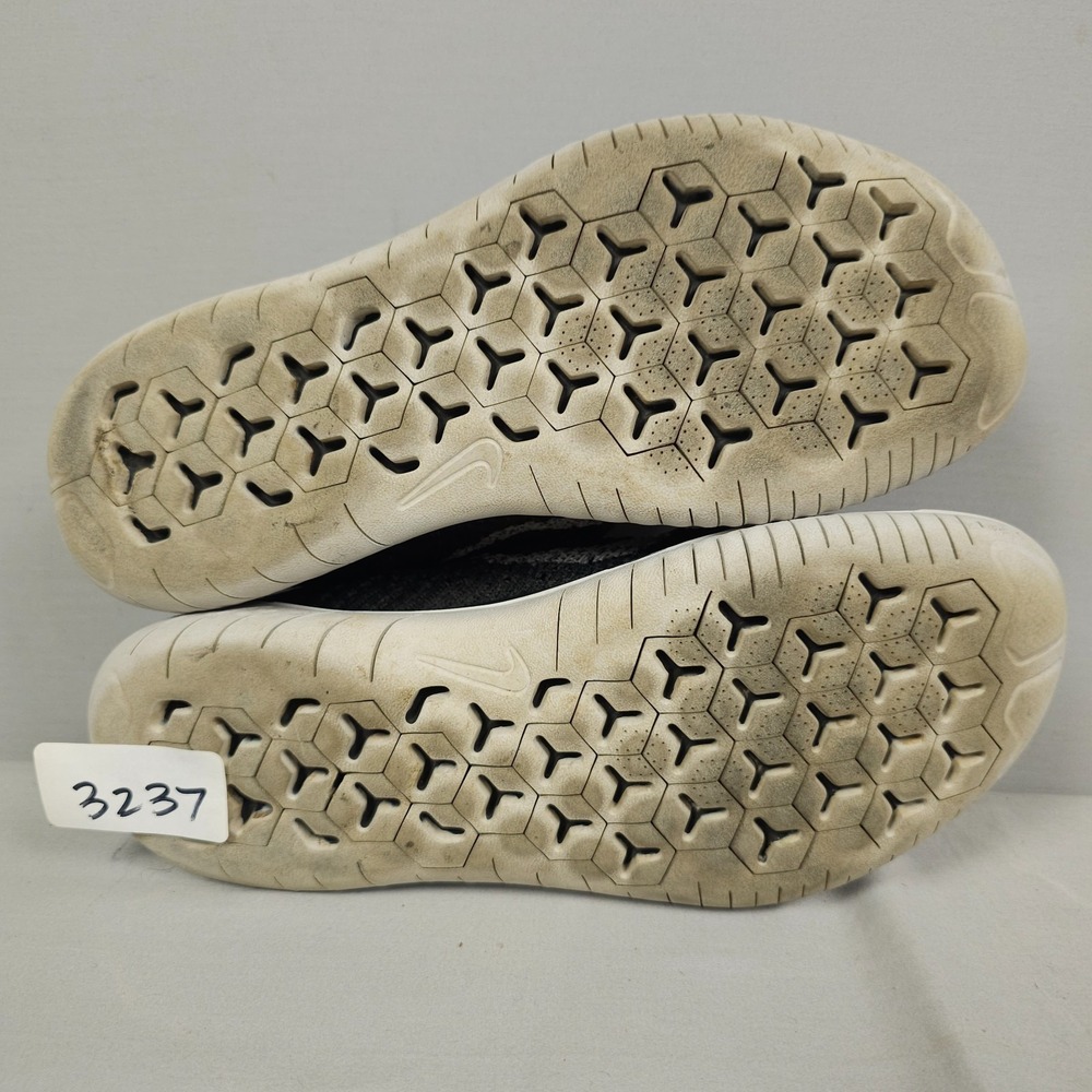 Nike Free RN Flyknit Shoes Women Size 7.5 Black Vast Grey Knit 2018 Running - Picture 15 of 16